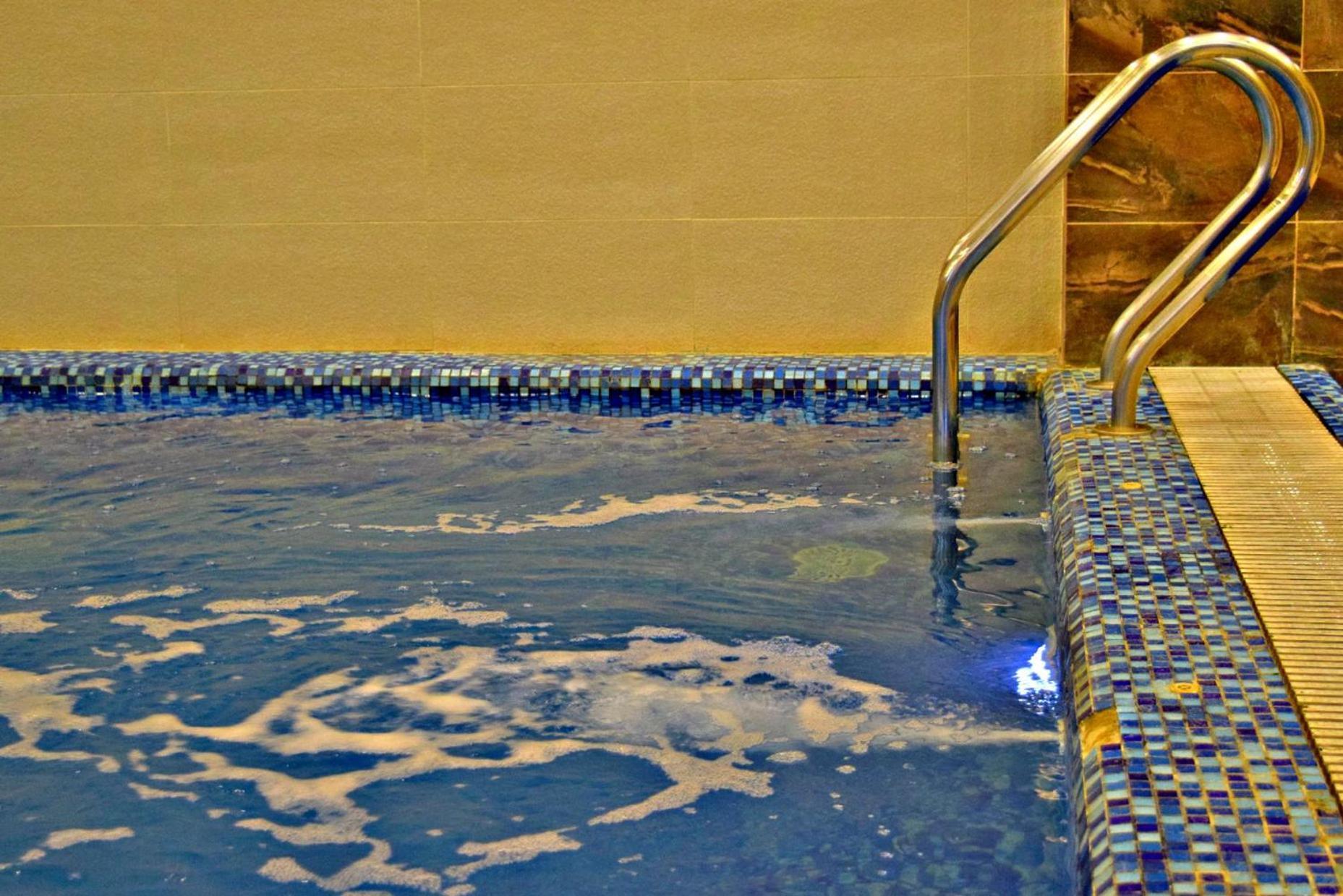 Centaurus Apartments イスラマバード エクステリア 写真