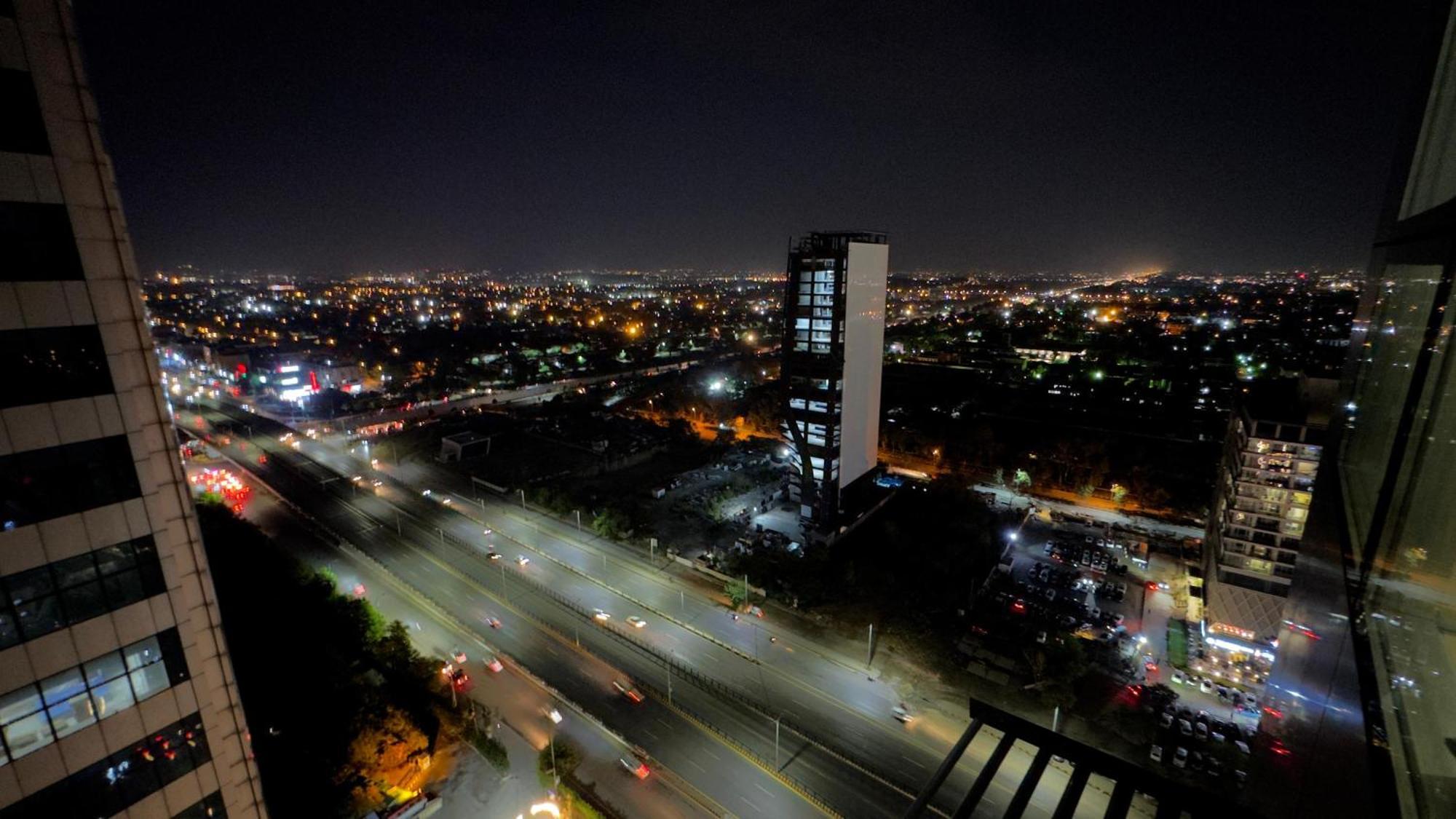 Centaurus Apartments イスラマバード エクステリア 写真