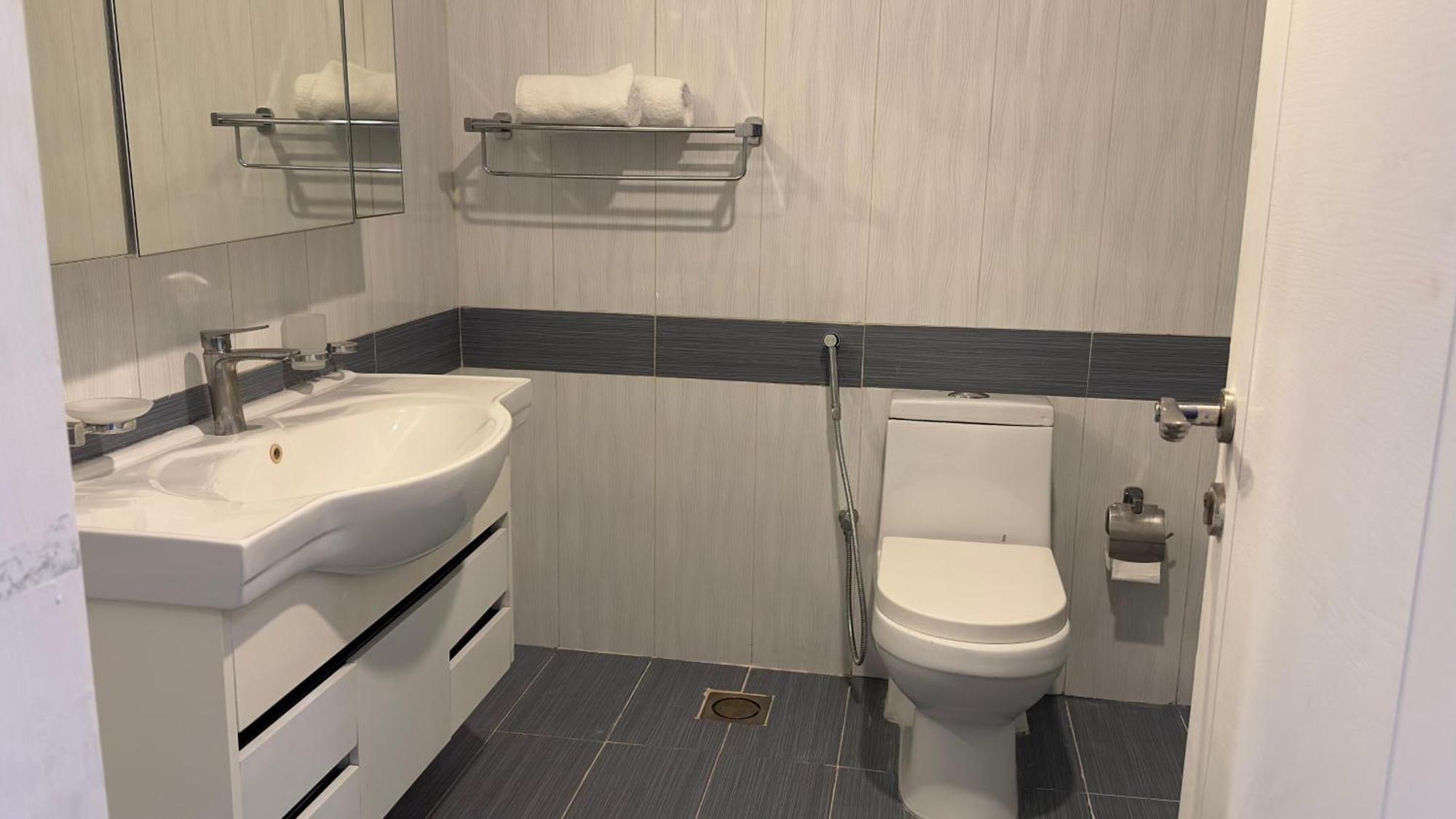 Centaurus Apartments イスラマバード エクステリア 写真
