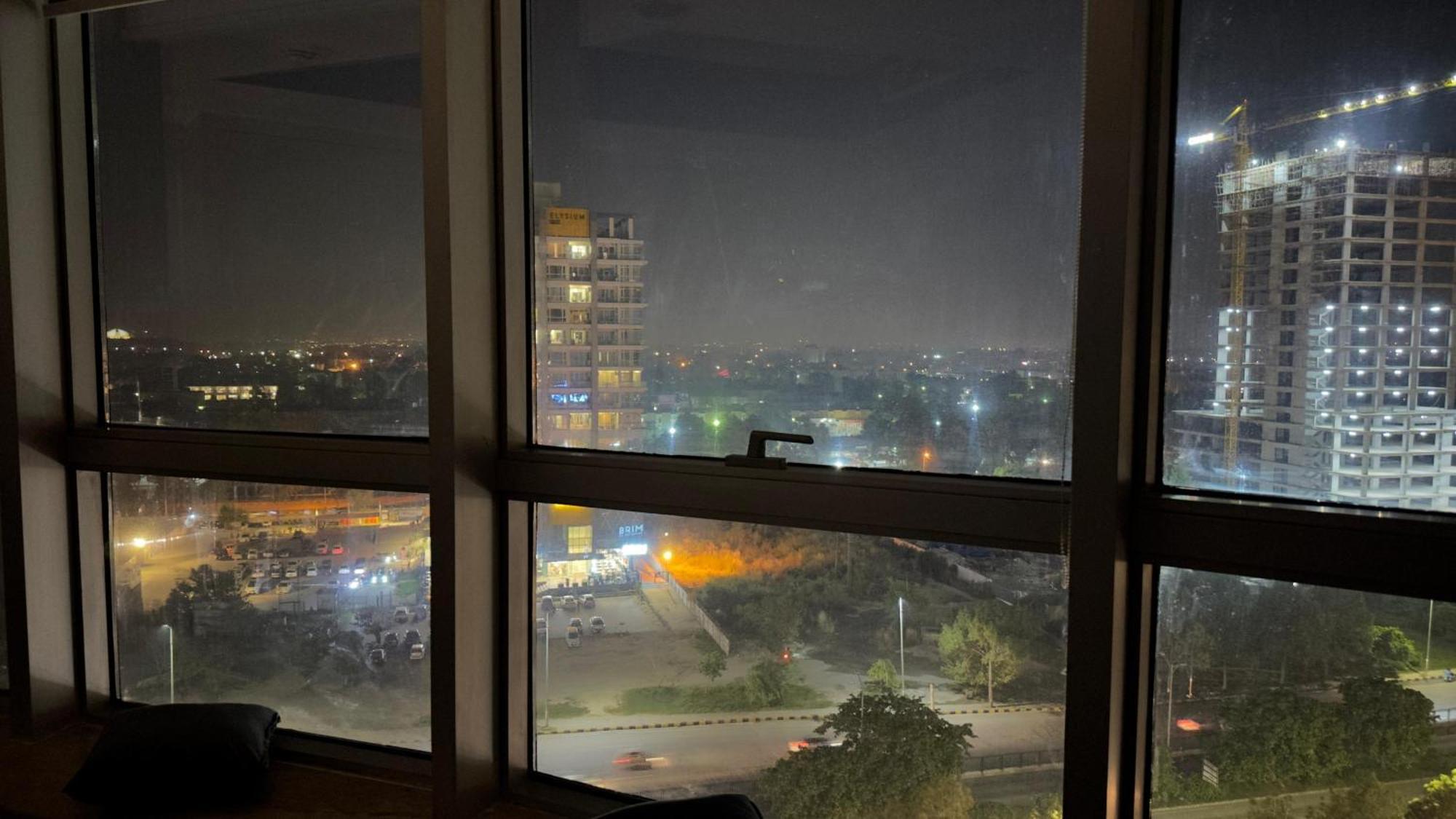 Centaurus Apartments イスラマバード エクステリア 写真