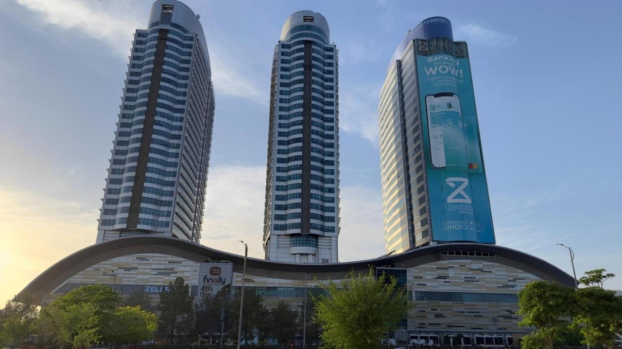 Centaurus Apartments イスラマバード エクステリア 写真